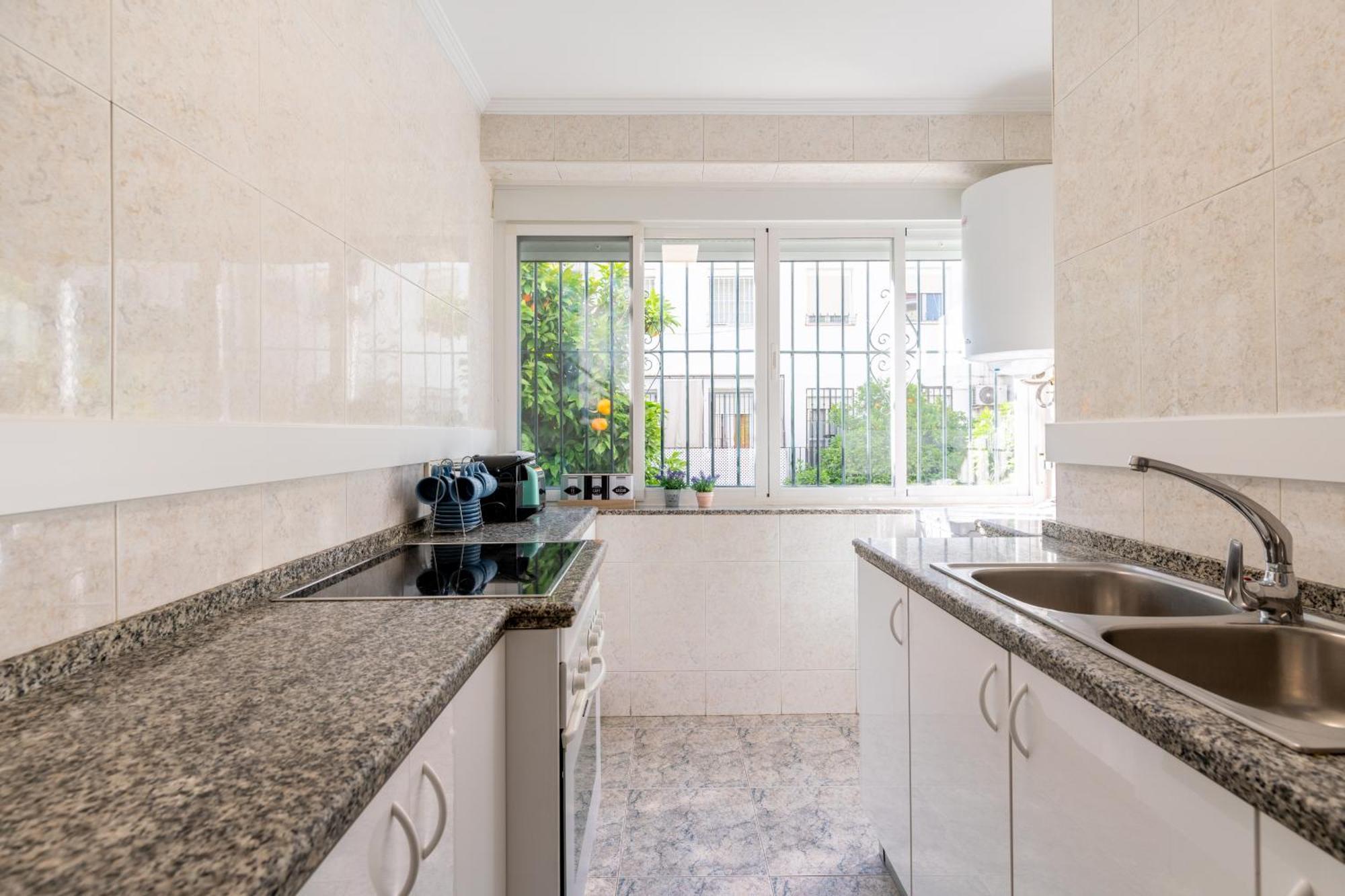 Confortable Apto. 3 Habitaciones Seville Exterior photo
